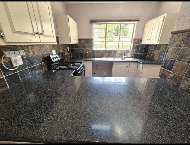 3 BEDROOM PROPERTY TO RENT IN WELTEVREDEN PARK